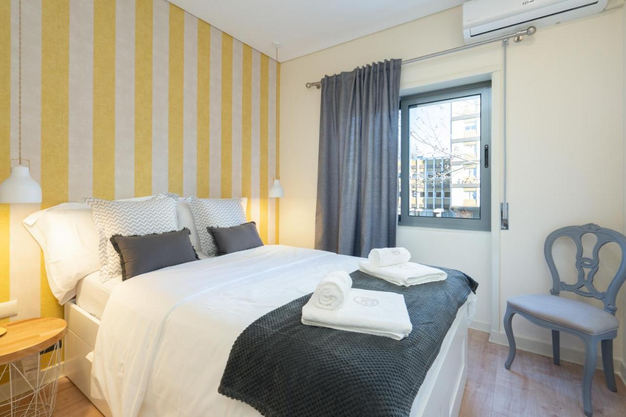 Gaya Avenue Flats - Elegant Contemporary Flats With Balcony Apartment บีลาโนวาเดกายา ภายนอก รูปภาพ